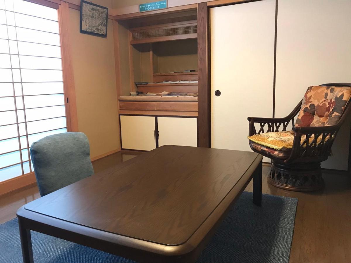 Ropeway St. Guesthouse Matsuyama  Ngoại thất bức ảnh
