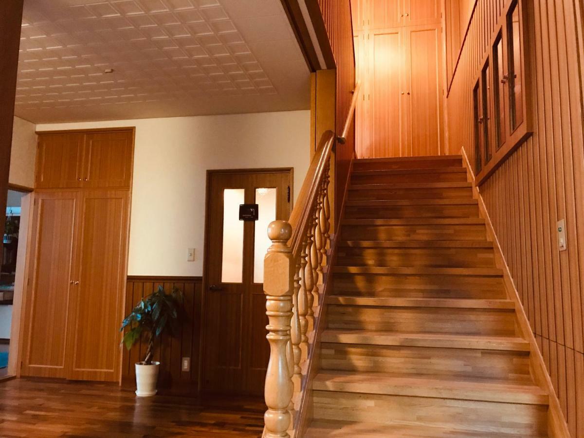 Ropeway St. Guesthouse Matsuyama  Ngoại thất bức ảnh