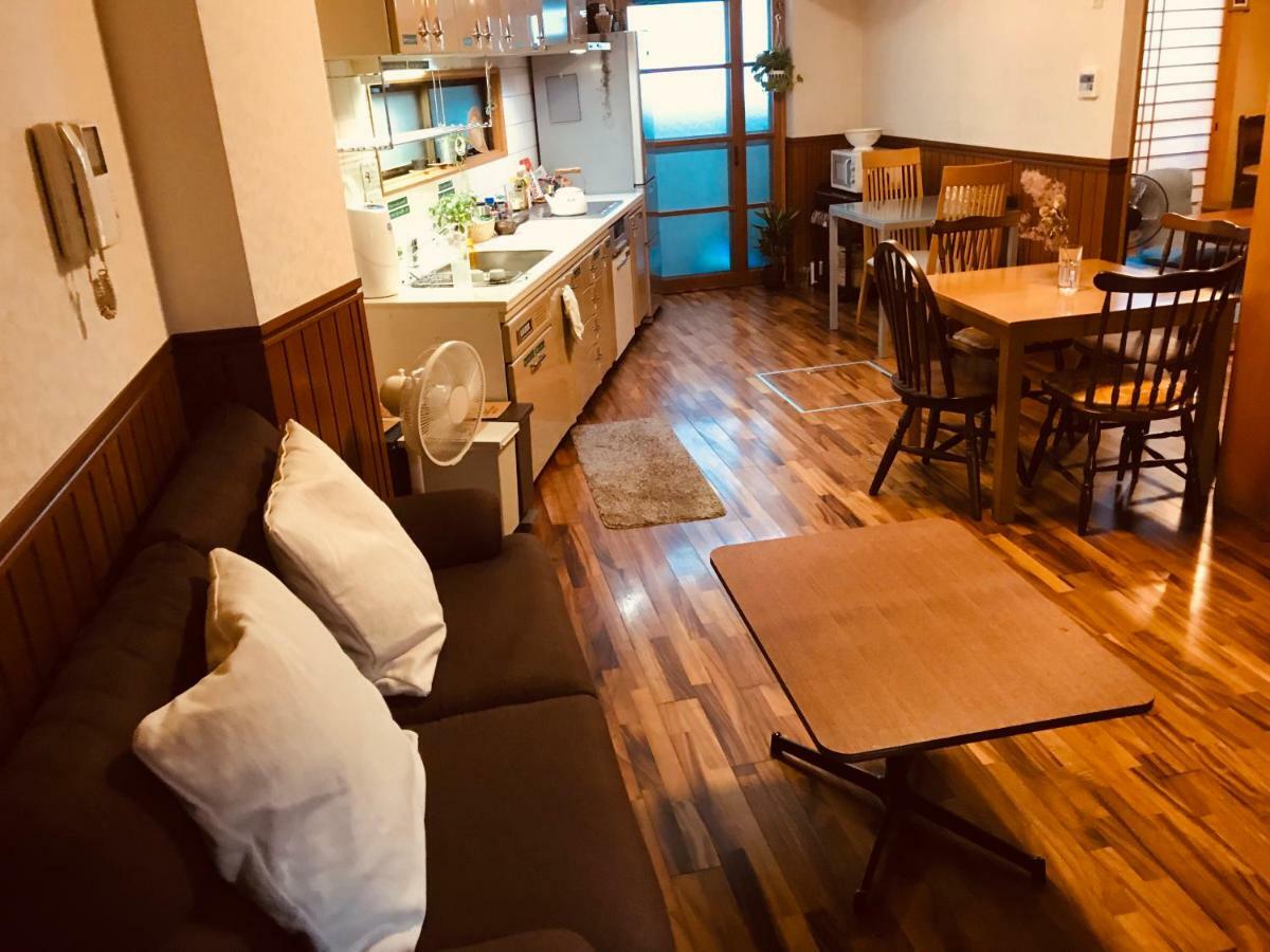 Ropeway St. Guesthouse Matsuyama  Ngoại thất bức ảnh
