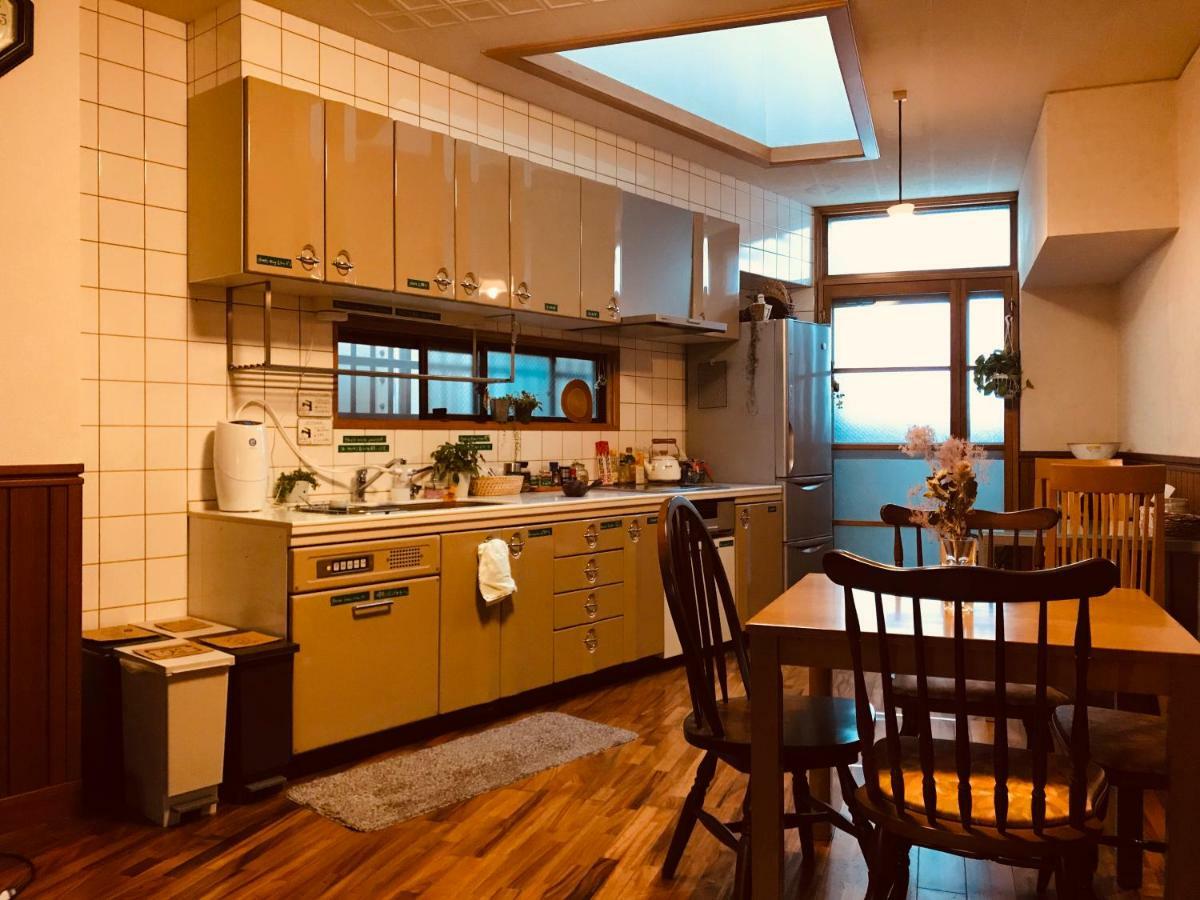 Ropeway St. Guesthouse Matsuyama  Ngoại thất bức ảnh